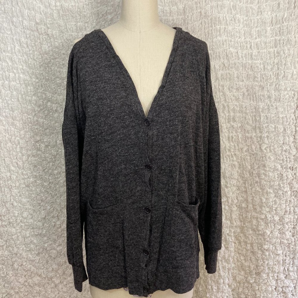 Romeo & Juliet Couture Cold Shoulder Sweater